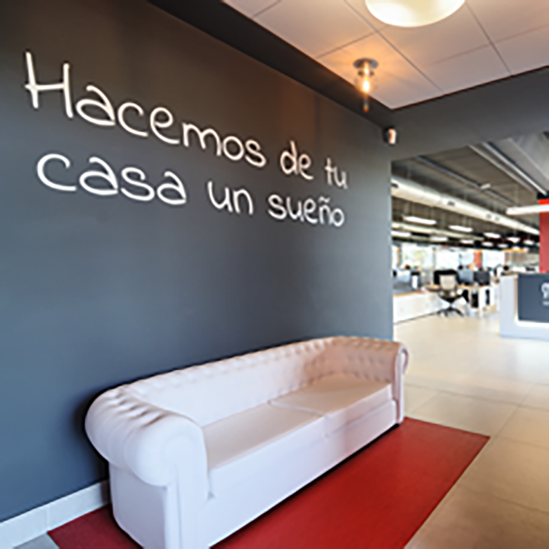 Amigos que nos han ayudado en nuestra reconstrucción