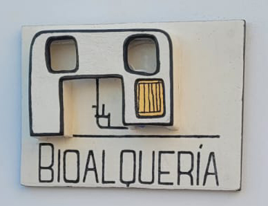 El logotipo de la Casa de huespedes Bioalqueria